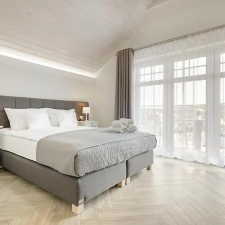 Πανσιόν Baltic 4*